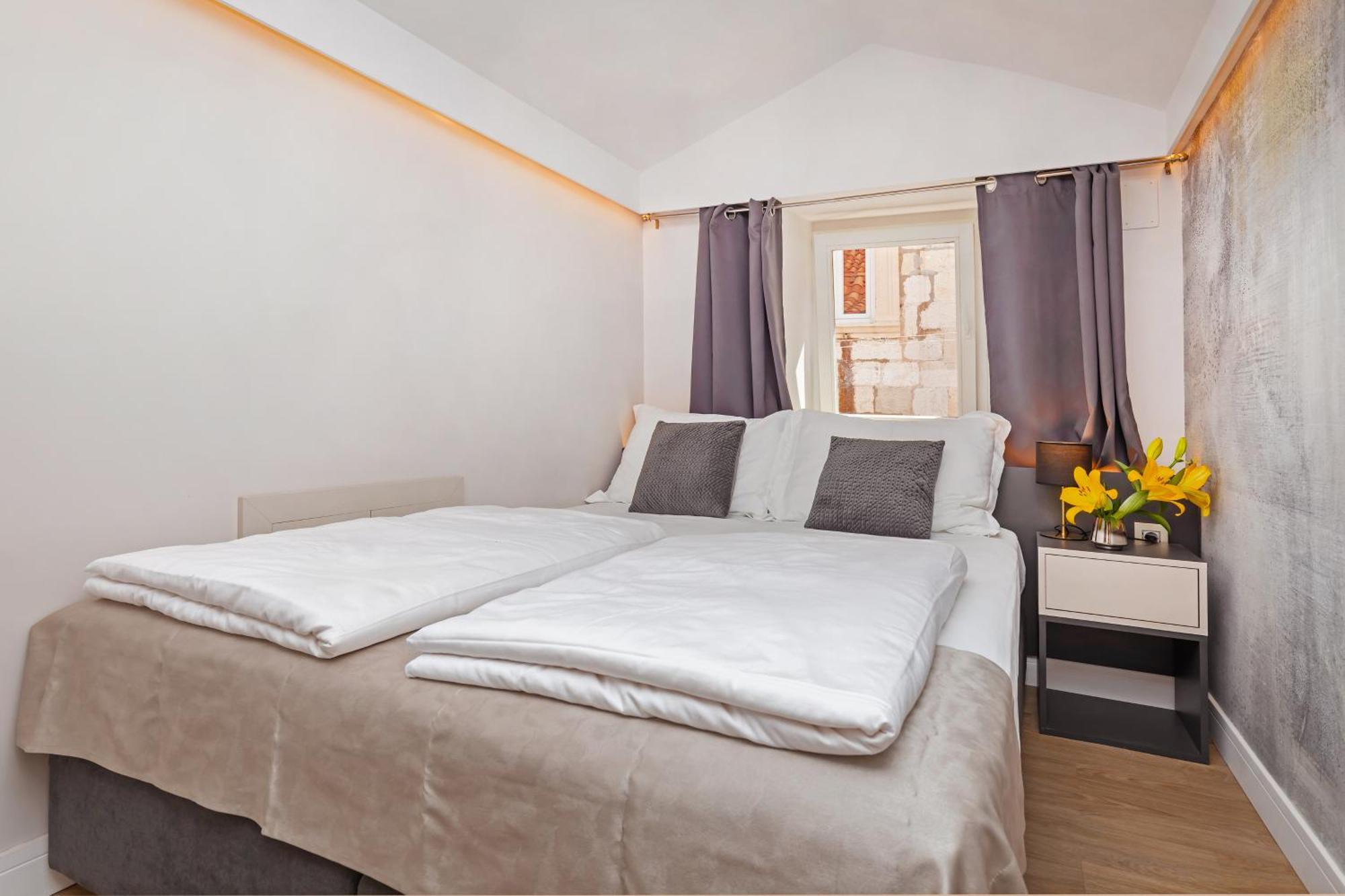 Old Town L Apartment Дубровник Екстериор снимка