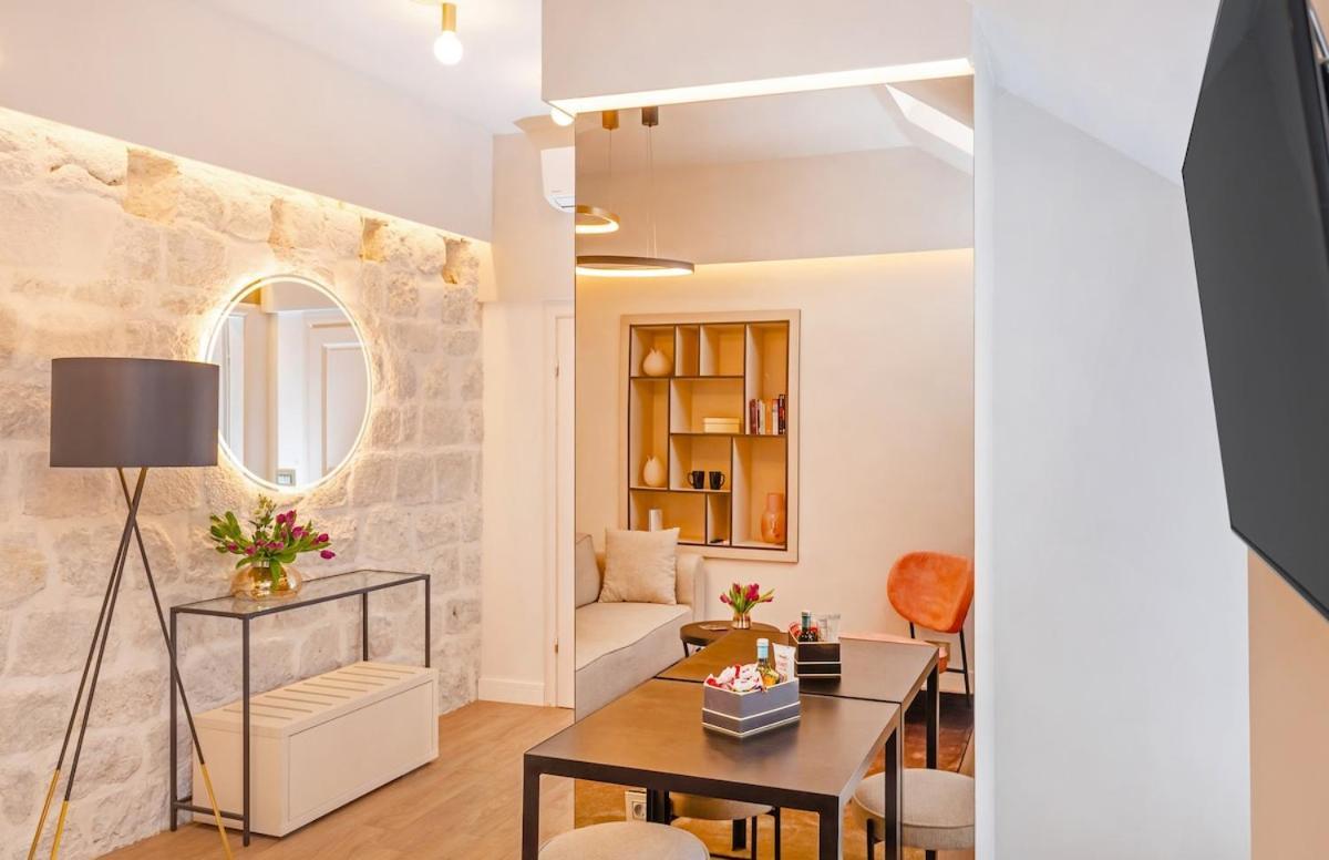Old Town L Apartment Дубровник Екстериор снимка